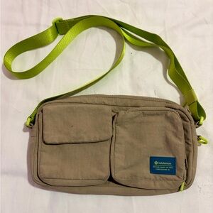 Lululemon Crossbody Neon Strap Utility Shoulder Bag 2.5L Sheer Oak/Sour Grape
